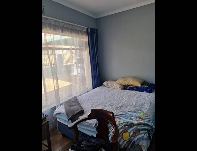 4 BEDROOM HOUSE FOR SALE IN KRUGERSDORP WEST